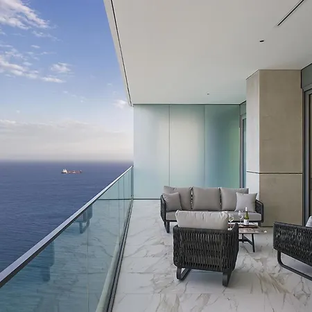 Trilogy Seafront Apartament
