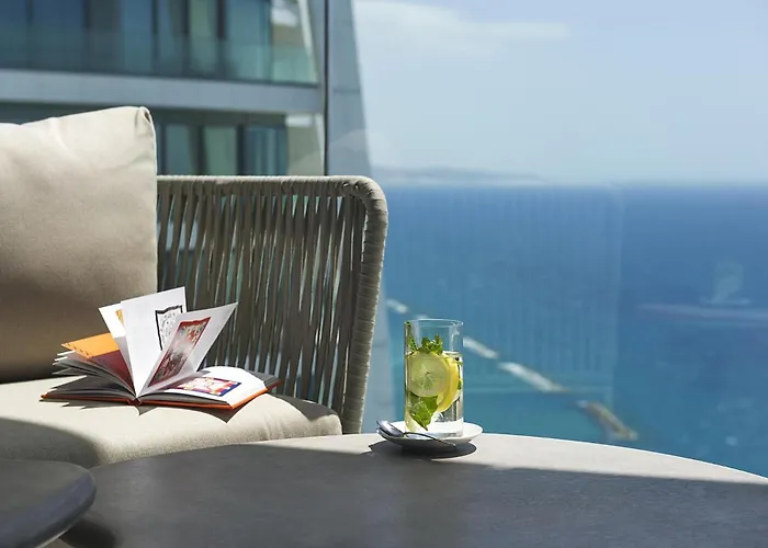 Trilogy Seafront Apartament Limassol