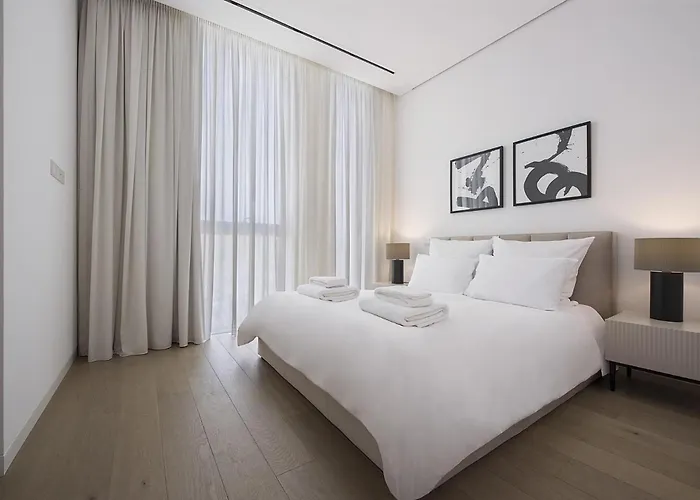 Trilogy Seafront Apartamento *