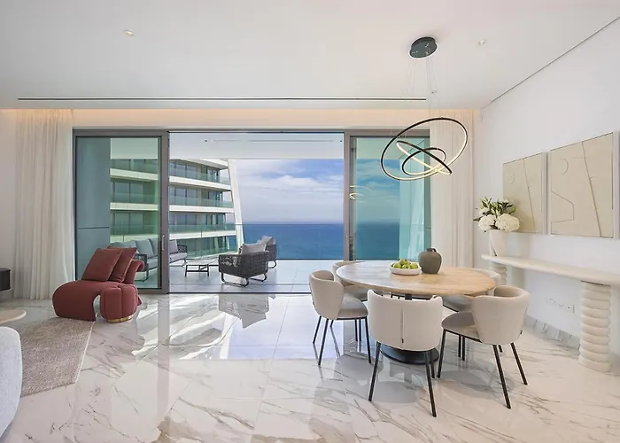 Trilogy Seafront Apartamento *