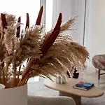 Apartment Trilogy Seafront *