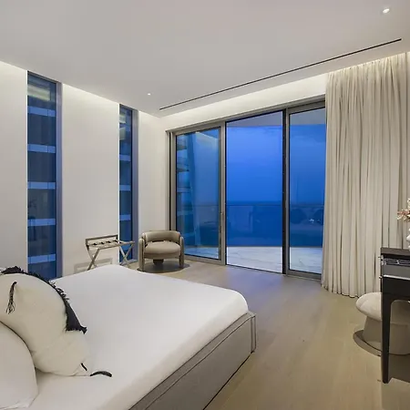 Trilogy Seafront شقة